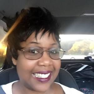 Meet your Posher, Cassandra